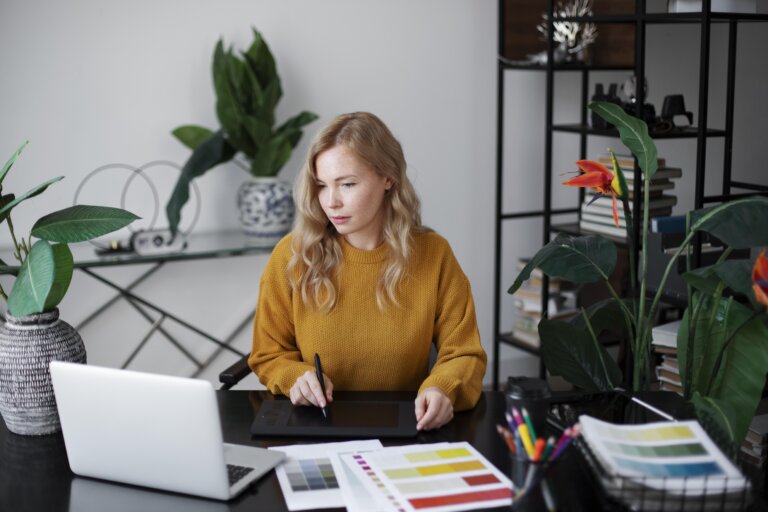top logo makers