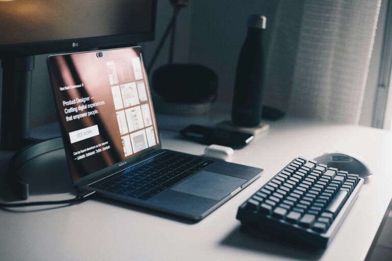 Top UI/UX Agencies To Hire In 2025