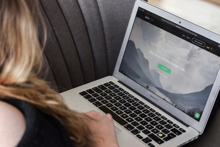 How to Refresh Your Logo without Losing Your Identity