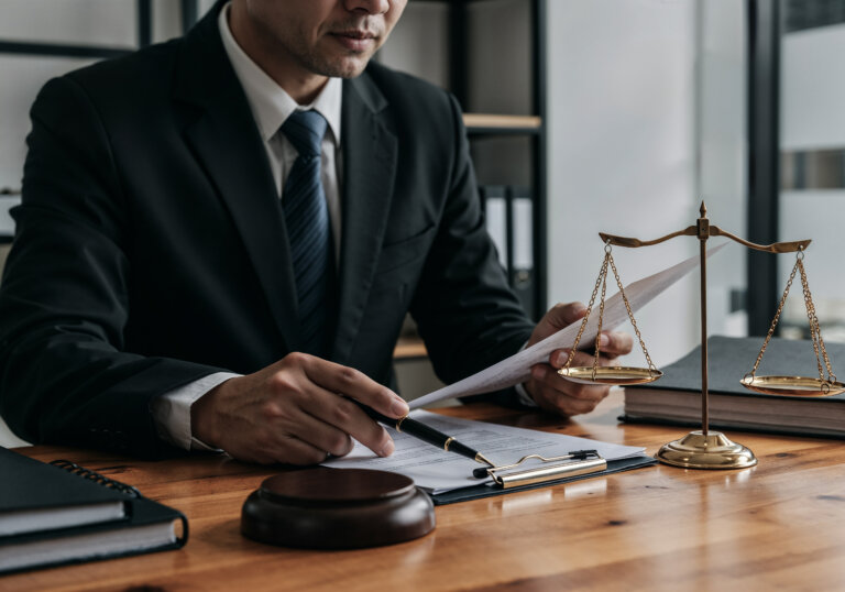 Employment Law Compliance for Growing Digital Marketing Startups