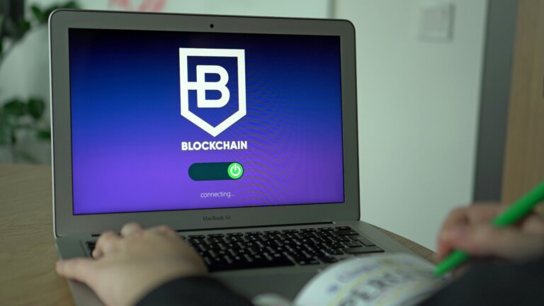 Top Smart Contract Developers To Hire In 2025